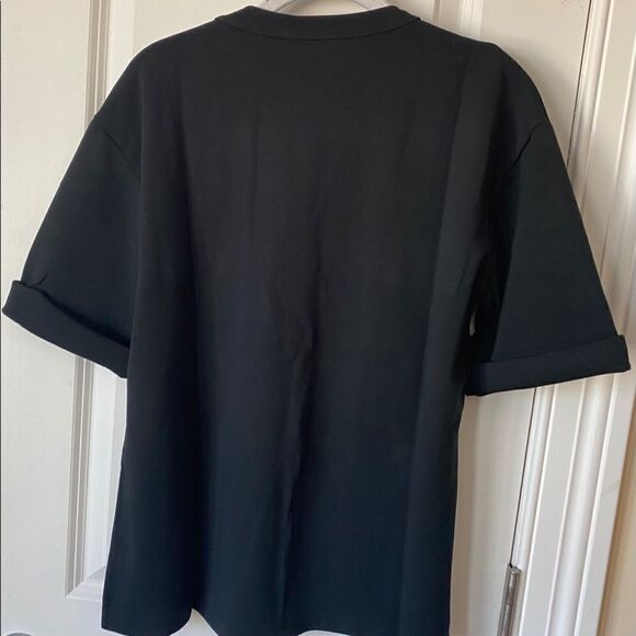 CLUB MONACO
Side Slit Top With Hi-Lo Hem/ Black - Picture 5 of 6